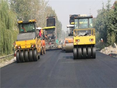 哈爾濱筑路先鋒:專業(yè)路面施工企業(yè)的匠心與擔(dān)當(dāng)